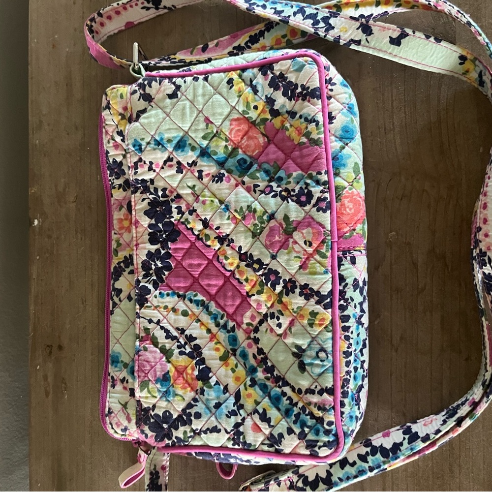 VERA BRADLEY Carson Hobo WILDFLOWER PAISLEY Shoulder Bag Purse Tote 10x6 - Picture 5 of 9